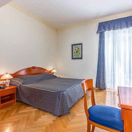 Hotel Galeb Opatija Ngoại thất bức ảnh