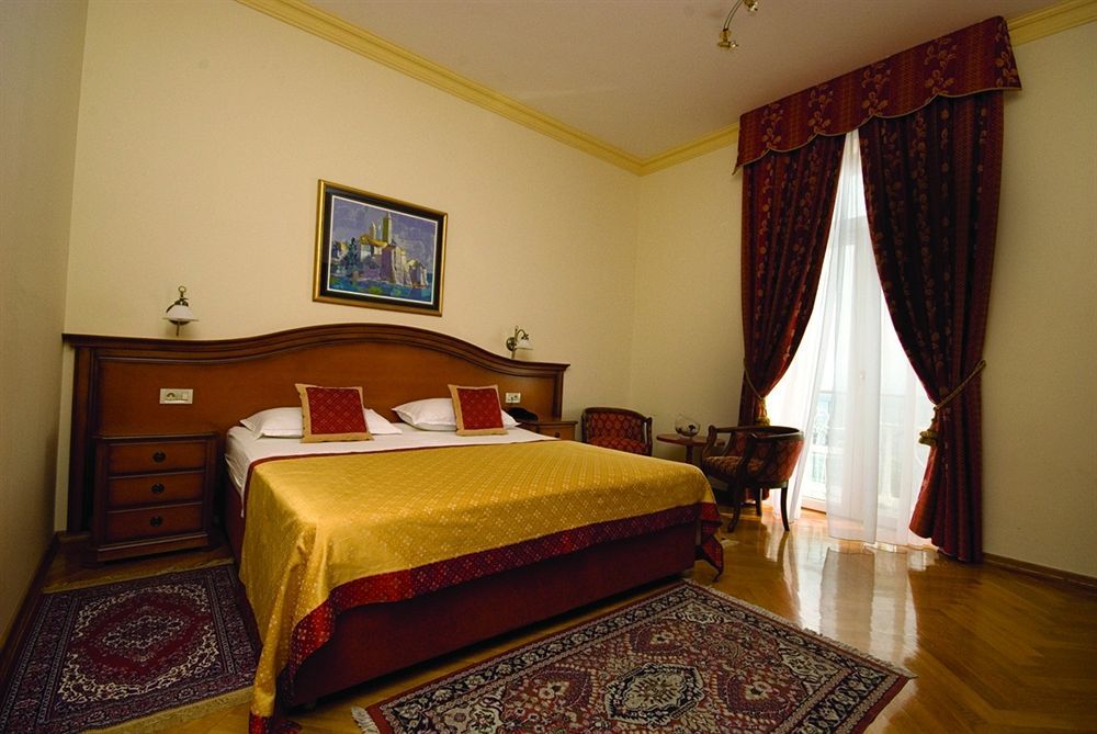 Hotel Galeb Opatija Ngoại thất bức ảnh