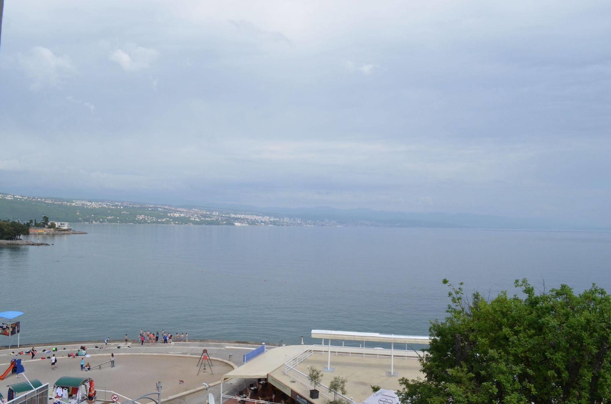 Hotel Galeb Opatija Ngoại thất bức ảnh