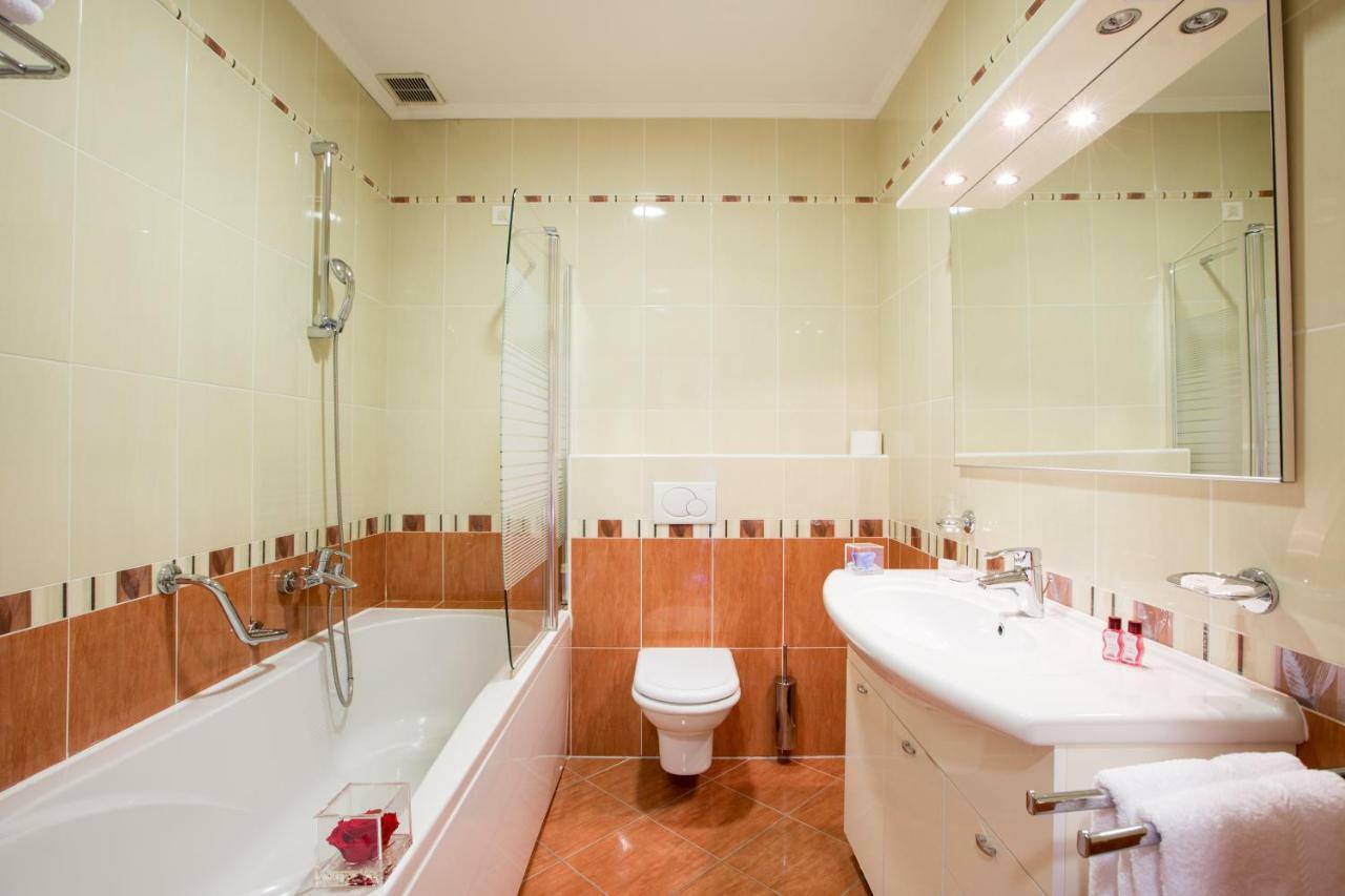 Hotel Galeb Opatija Ngoại thất bức ảnh