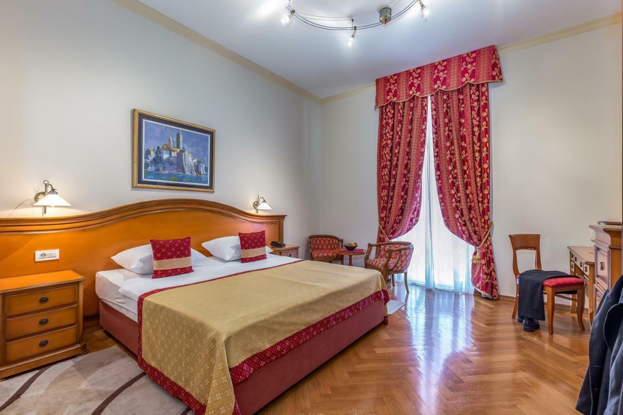 Hotel Galeb Opatija Ngoại thất bức ảnh