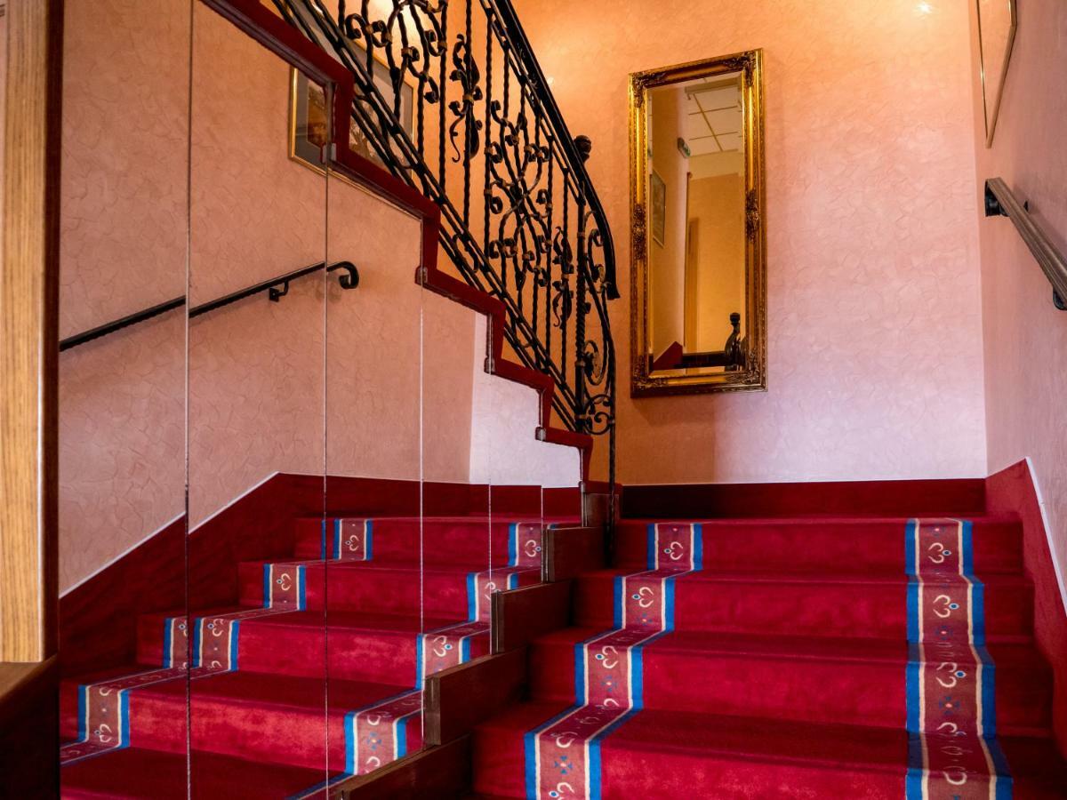 Hotel Galeb Opatija Ngoại thất bức ảnh